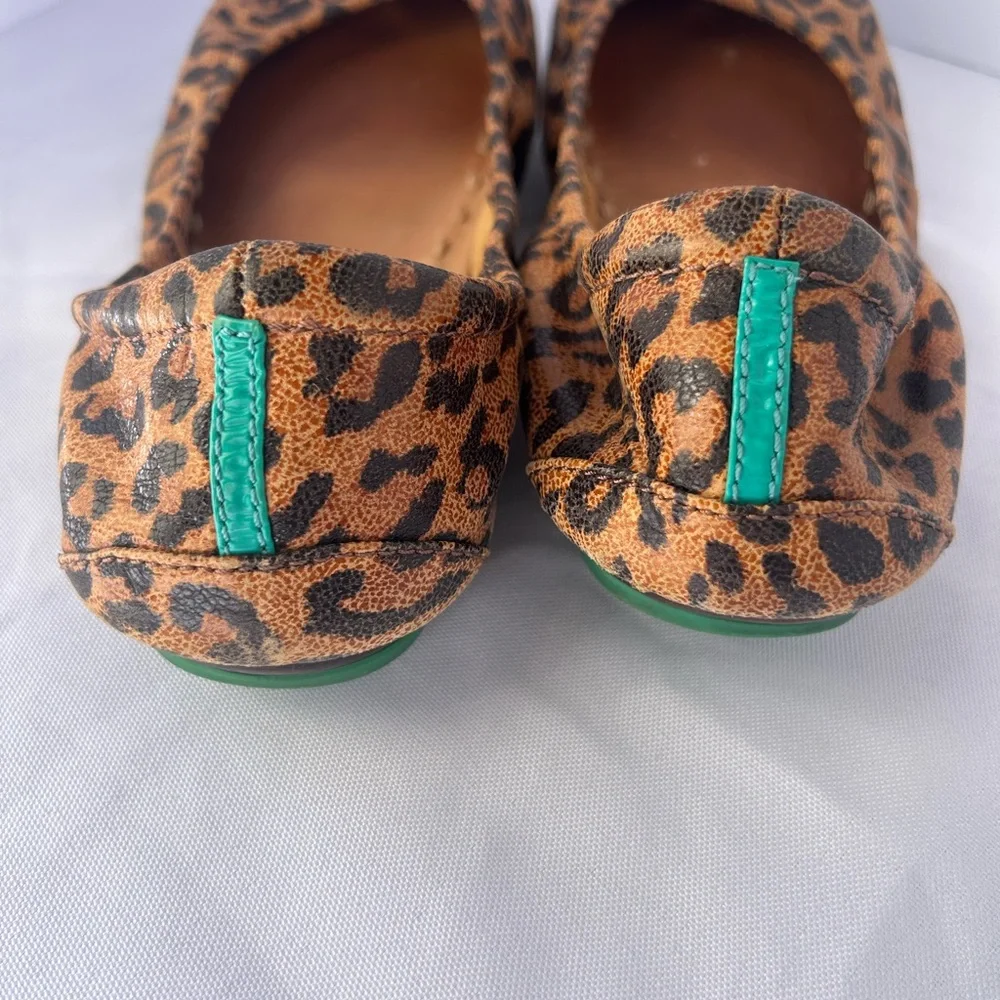 Tieks by Gavrieli leopard print leather ballet flats - Picture 2 of 6